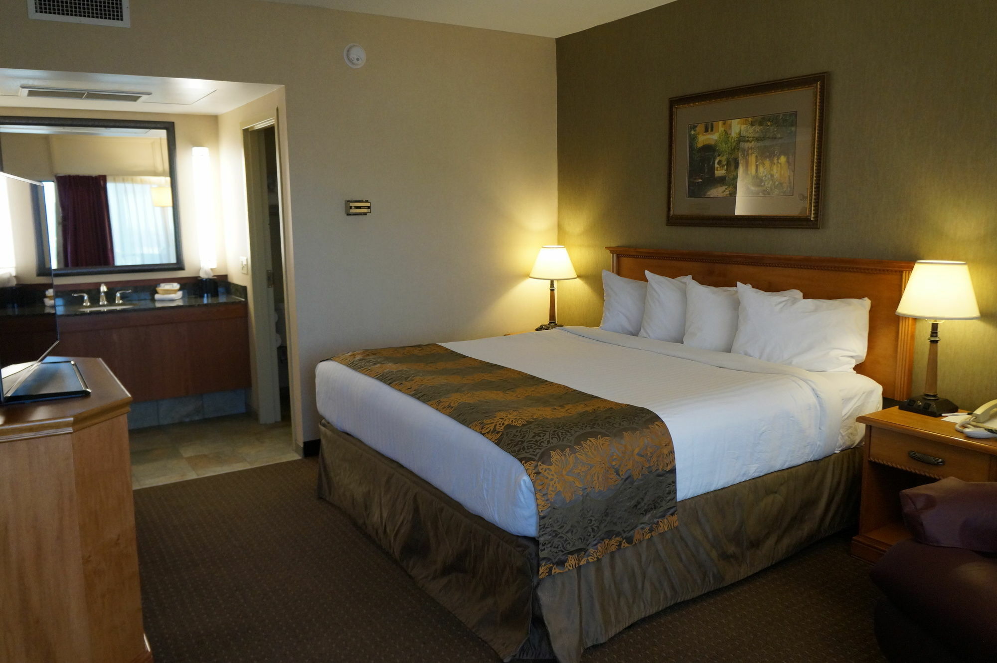 The Biltmore Hotel & Suites Main Avenue Fargo Exterior photo